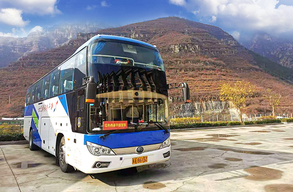 舒適的大巴車