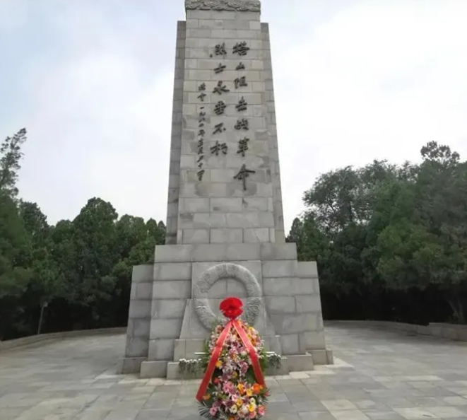 塔山阻擊戰(zhàn)紀(jì)念碑