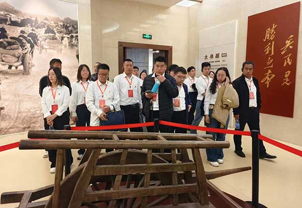 西柏坡黨校教育基地現(xiàn)場教學(xué)