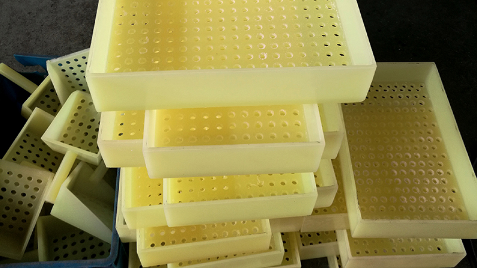 多晶硅料盒使用聚氨酯材質(zhì)是正確選擇 